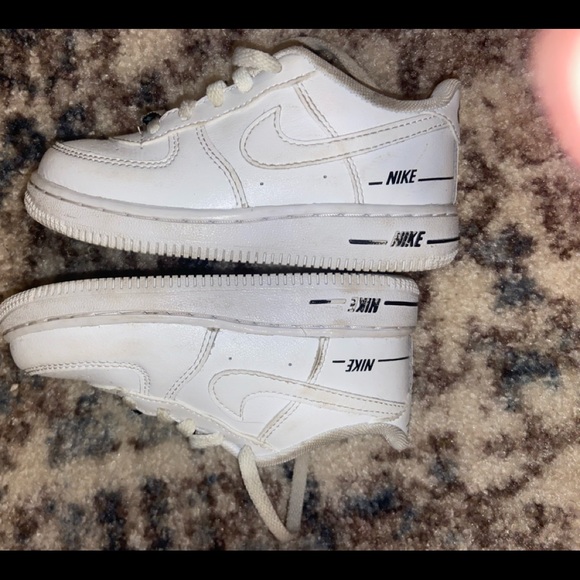 White Nike Air Force ones kids size 9c - Picture 6 of 7